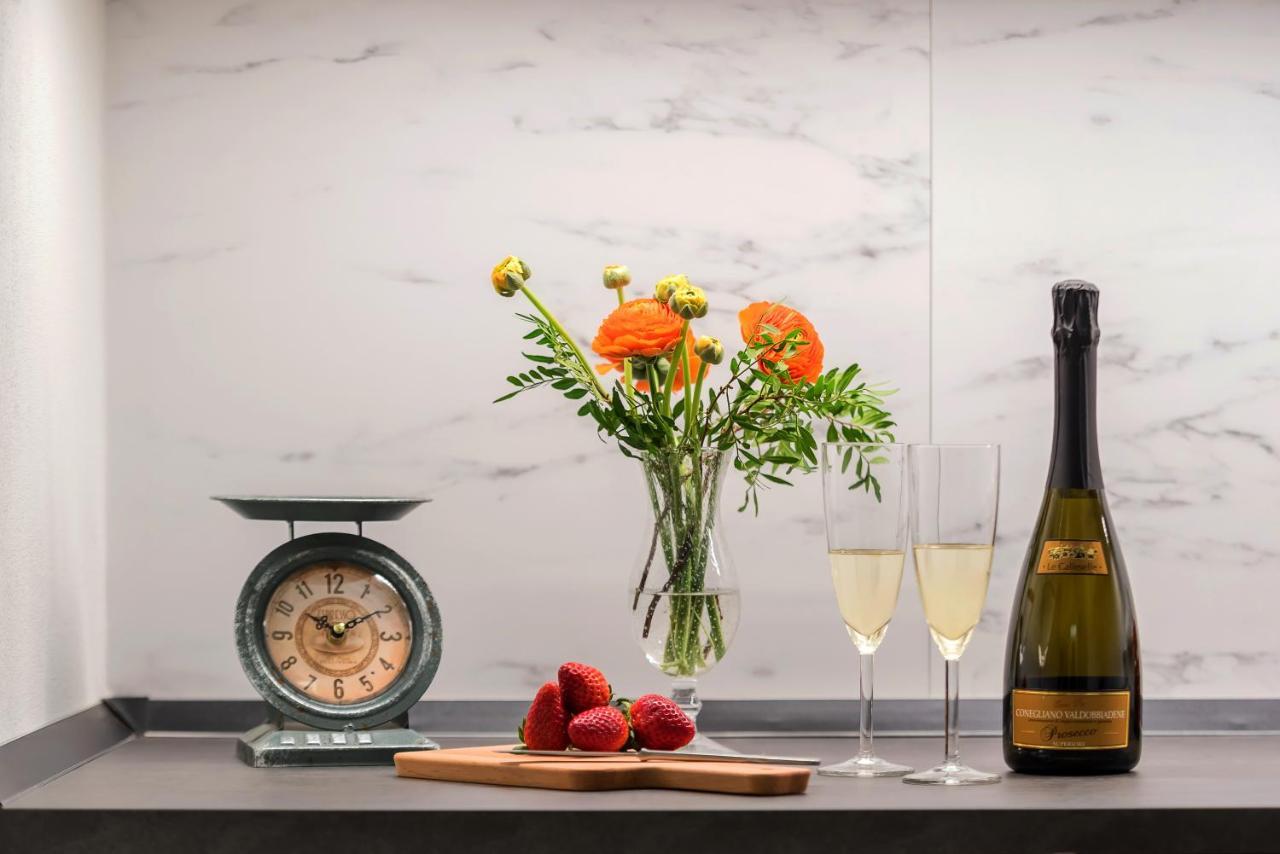 Riva San Zeno - Mood Apartments Werona Zewnętrze zdjęcie